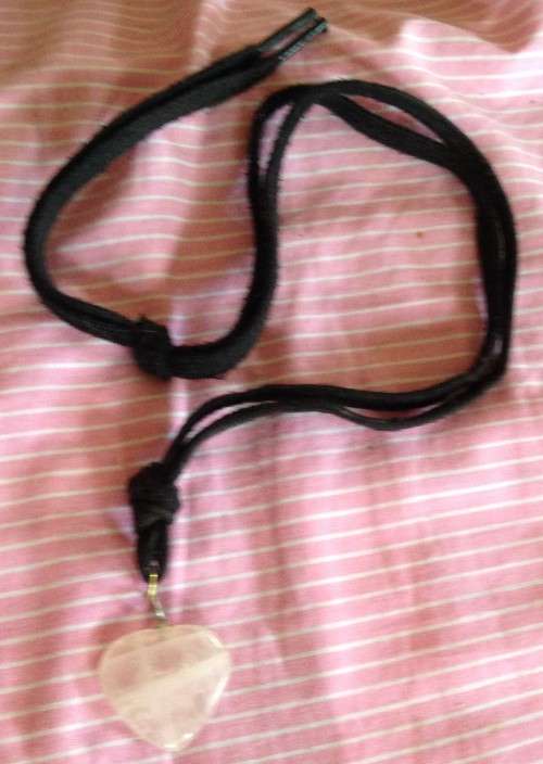 VINTAGE SEMI PRECIOUS ROSE QUARTZ -PINK  HEART STONE -ON BLACK LACES CORD