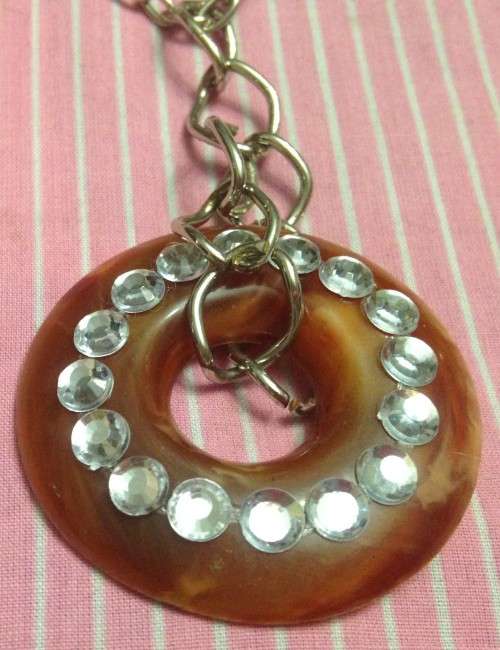 NECKLACE- DOUGNUT  ACRYLIC SHAPE -STICKon CRYSTALS+A MIXED SHAPE SILVER TONE CHAIN-FASHION JEWELLERY