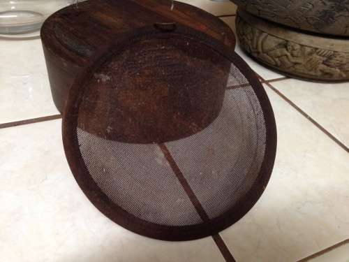 EXQUISITE 3WOOD BOWLS 2 BIG HEAVY CARVED FRIEZE+PLAIN HAS SIEVE rusted!GREAT COUNTRY HOME DECOR!!!!