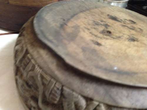 EXQUISITE 3WOOD BOWLS 2 BIG HEAVY CARVED FRIEZE+PLAIN HAS SIEVE rusted!GREAT COUNTRY HOME DECOR!!!!