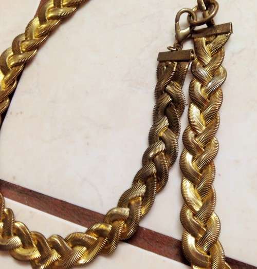 1 Belt  - Vintage -weave design - Gold tone metal