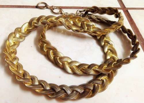 1 Belt  - Vintage -weave design - Gold tone metal