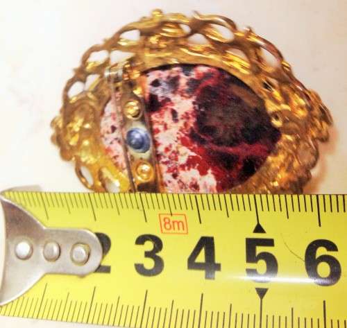 BROOCH - JASPER Polished GEM STONE[deep pink/redish black]GOLD TONE METAL SETTING