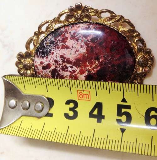 BROOCH - JASPER Polished GEM STONE[deep pink/redish black]GOLD TONE METAL SETTING