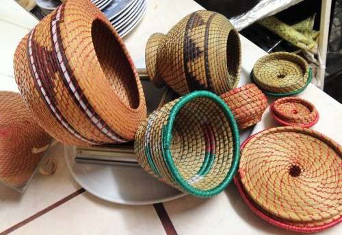 EXCEPTIONAL QUALITY Ethnic 4 items  SMALL HAND WOVEN[3 LIDDED 1not] BASKETS -VENDA TRIBAL ART DESIGN