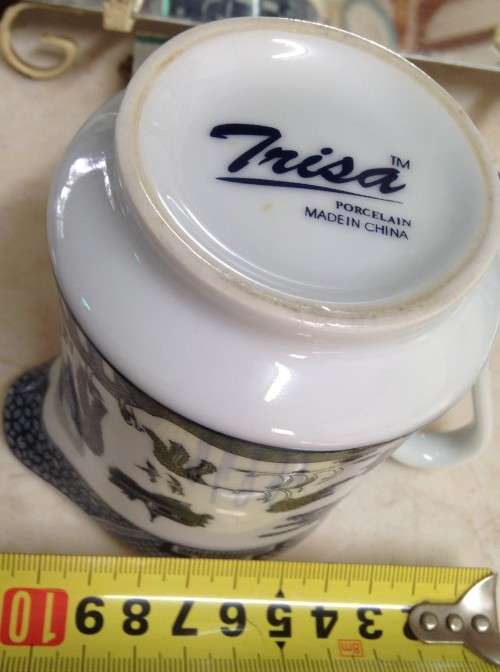 1 MILK Jug Willow pattern+Mikasa DINNER at Eight SUGAR BASIN+lid + 2SALT SHAKERS