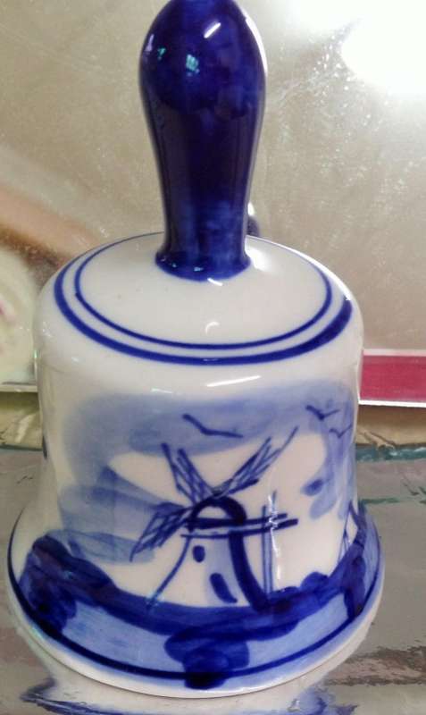 !!BELL-DELFT H.75MM-STAMP -BLAAUW -HAND WERK DELFT HOLLAND !!GREAT COUNTRY HOME DECOR!!!