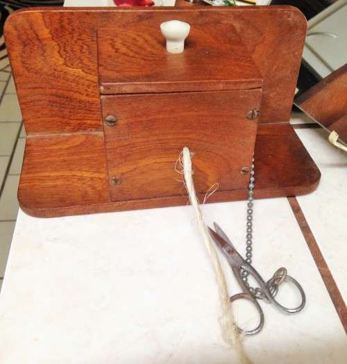 Wood box for String the Scissors Attached Look At My BUy NOW Listings NO WAITING
