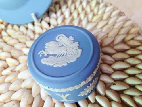Box Lidded - Pill box WEDGEWOOD Jasper ware LOOK At My BUY NOW LISTINGS NO WAITING