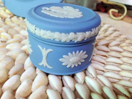 Box Lidded - Pill box WEDGEWOOD Jasper ware LOOK At My BUY NOW LISTINGS NO WAITING