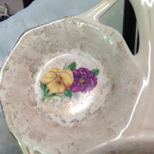 Snack dish - 1 CHINTZ make H+K TUNSTAL ENGLAND Monkey face shape SNACK DISH 3 DIVISION