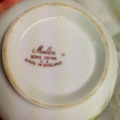 MELBA-SUGAR BOWL -Bone China H4 -England  DESIGN!!!GREAT COUTRY KITCHEN DECOR!!!