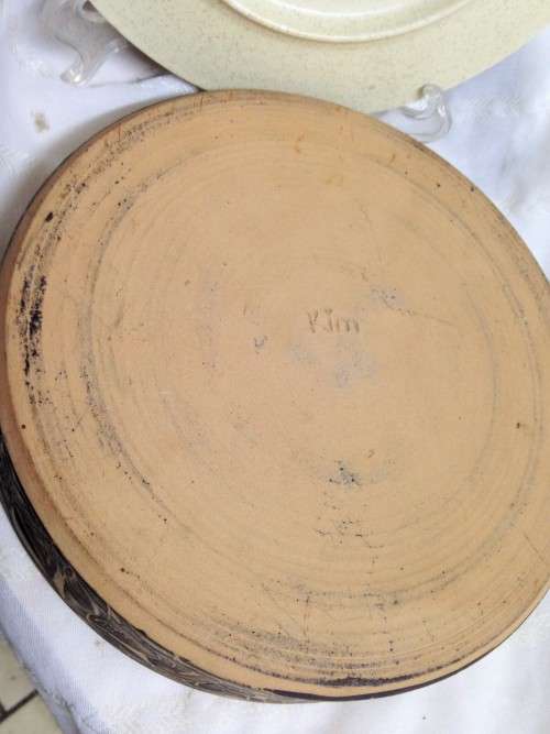 *POTTERY` shallow dish bowl Sides decorated !!Artist signed* Kim*