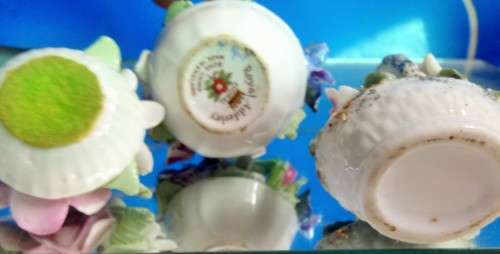 3 POSY-BONE CHINA *1 is ROYAL Adderley