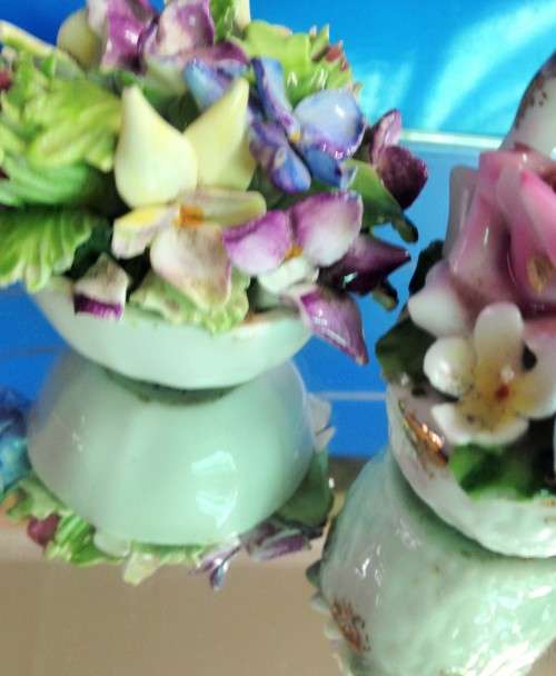 3 POSY-BONE CHINA *1 is ROYAL Adderley