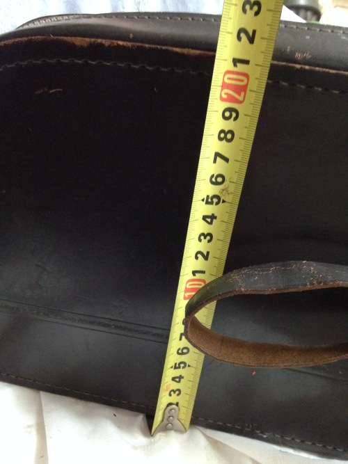 VINTAGE LEATHER CASE MINOLTA CAMERA CO.LTD JAPAN HAS SHOULDER STRAP