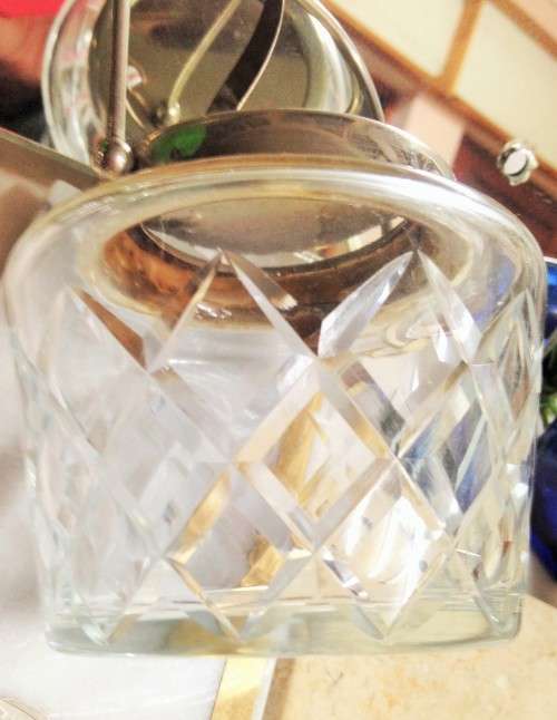 JAR crystal glass diamond cut hinge lid plated Crystal salt