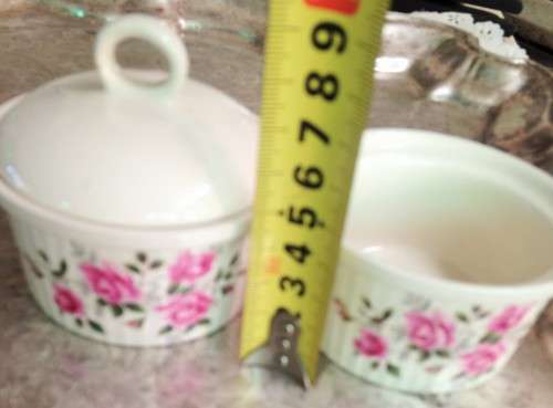 2 Bowls + 2 lids not original WEDGEWOOD - CHINTZ - Pink  ROSES  ENGLAND