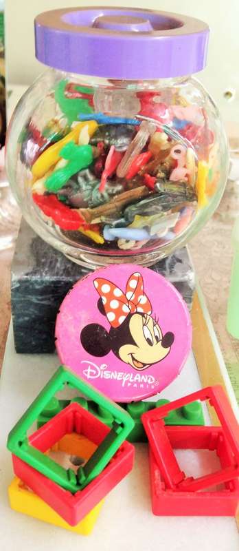 VintgeCHARMS TINdisneyMINI MOUSE+6odds GREAT COUNTRY HOME DECOR!L@@KaTmy*BUY NOW items*NO WAITING