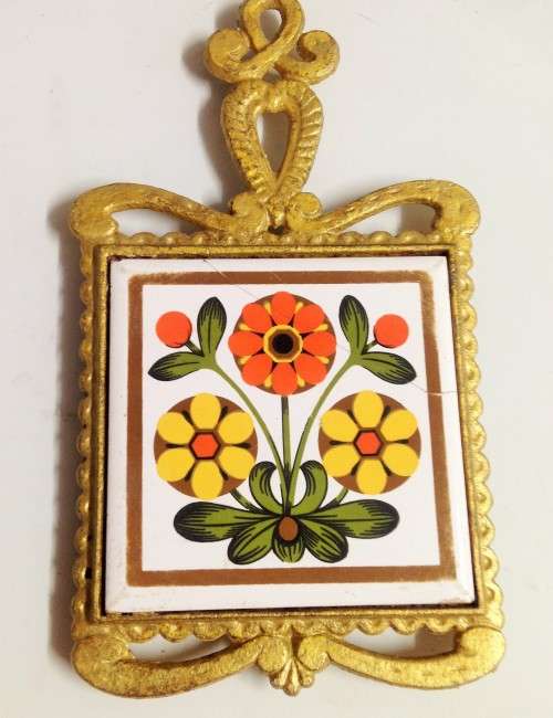 TRIVET CAST METAL *TILE repair*GREAT COUNTRY HOME DECOR*L@@KatMy*BUYNow*NO WAITING