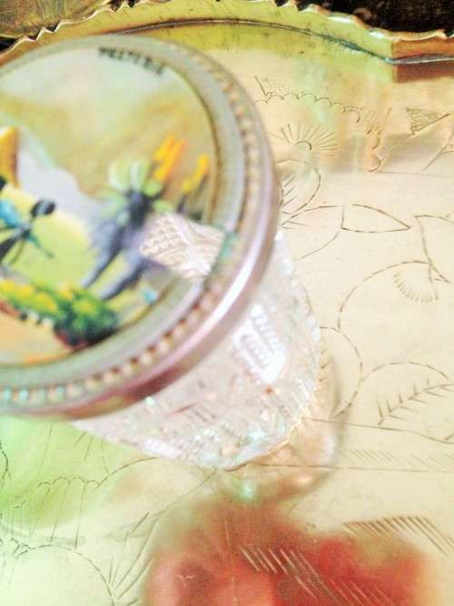 BRASS TRAYembossedseratedL355mmGREAT COUNTRY HomeDECOR*L@@Kat MY*BUY NOW*NO WAITINGnot includedGlas