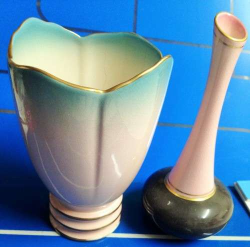 VASE - 2 CARLTON WARE Pink blush Porcelain