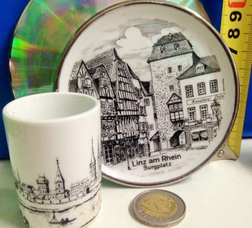 Pin Tray`BURGAPLATZ`+`Worms`Totceramic