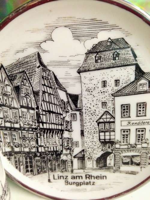 Pin Tray`BURGAPLATZ`+`Worms`Totceramic