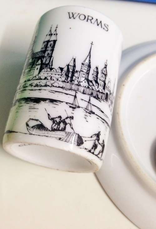 Pin Tray`BURGAPLATZ`+`Worms`Totceramic