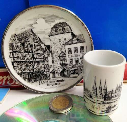 Pin Tray`BURGAPLATZ`+`Worms`Totceramic