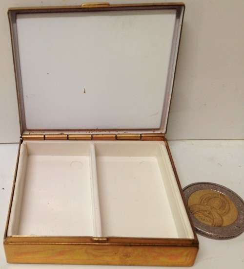 Pill box Tigers Eye  6 cm gem stone semi-precious Precious Top slab  England