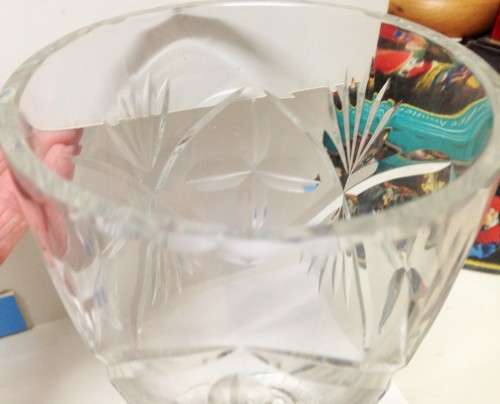 VASE -CUT Glass CRYSTAL height 160mm*W. 724 grams