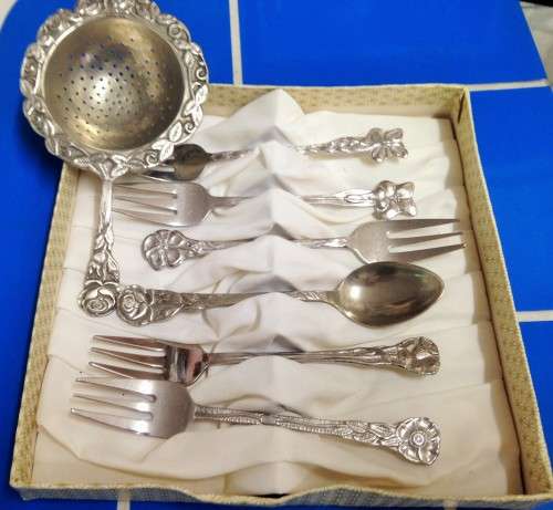 Tea Strainer+1Spoon Rose+BOXE5 5 Cake forksMIX*GREAT COUNTRY HOME DECOR*L@@Kat My*BUY NOW*NO WAITING