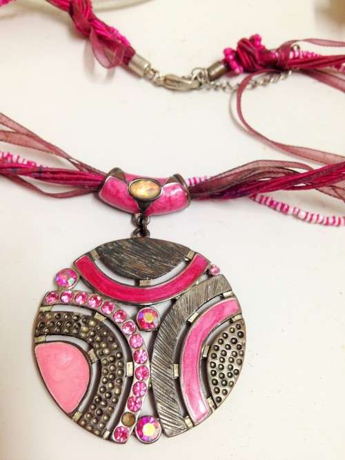 Necklace -Pink Extravaganza Pendant metal Ribbons+ beads LOOK At My BUY NOW LISTINGS NO WAITING