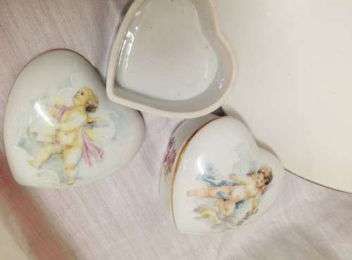 2 CeramicBoxes+lids Jones+Middleton*GREAT COUNTRY HOME DECOR*L@@Ka t my BUY NOW LISTINGS**NO WAITING