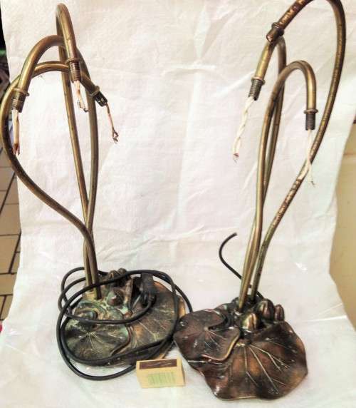 2BEDSIDE TABLE LAMPS*AsIsInPICTURE CONDITIONREAD*GREAT COUNTRyHOMeDECOR*L@@katMY*BUYNOW*NO WAITING*