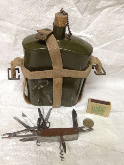 WW1 WATER BOTTLE+TOOLS KNIFE*AS IS IN SCAN*GREAT COUNTRY HOME DECOR*L@@KatMy*BUYNOW*NO WAITING