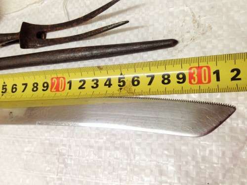 Knife sharpener +1Carving Fork +1BREAD KNIFE serrated* not a Set