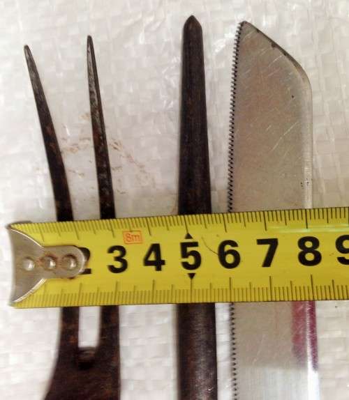 Knife sharpener +1Carving Fork +1BREAD KNIFE serrated* not a Set