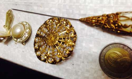 **RARE*Vintage*Hat PIN+BroochFiligree+Earrings clipon GREAT COUNTRY HOME DECOR*L@@K