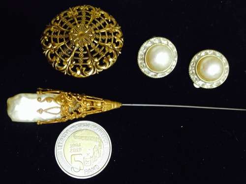 **RARE*Vintage*Hat PIN+BroochFiligree+Earrings clipon GREAT COUNTRY HOME DECOR*L@@K