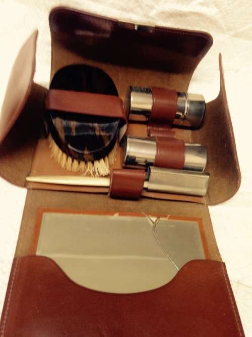 Mens Travel case brush Mirror Comtainers Tooth Brush