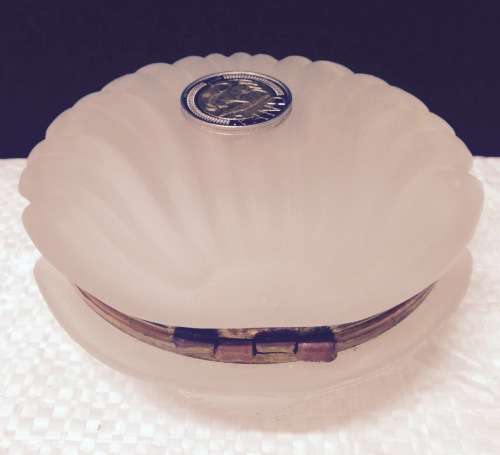 GLASS BOX - OREBRO GLASBRUK  hand made in Sweden