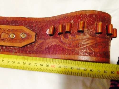 LEATHER HOLSTER has loop fire cartridge loopbelt to hold 4inch revolver made in Spain