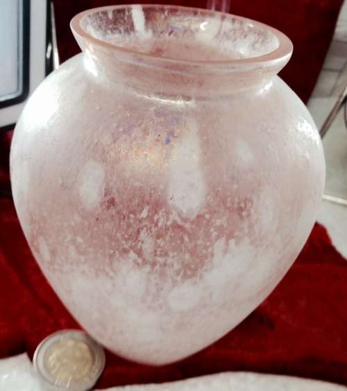 VASE- frosted stippled Pink .....very pretty