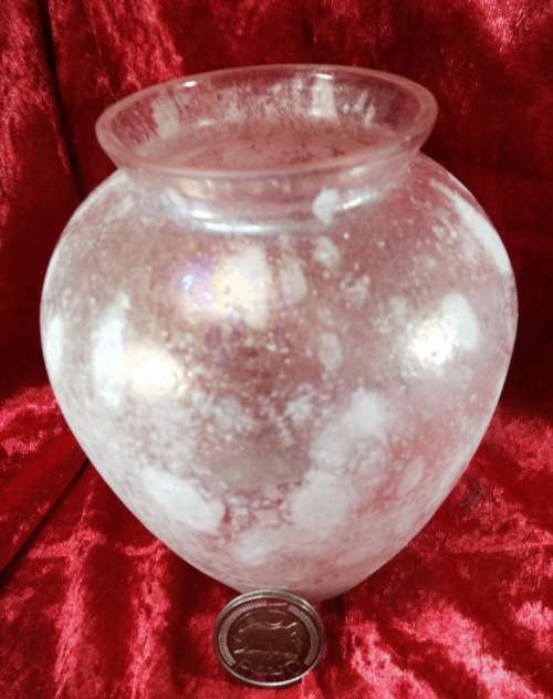 VASE- frosted stippled Pink .....very pretty