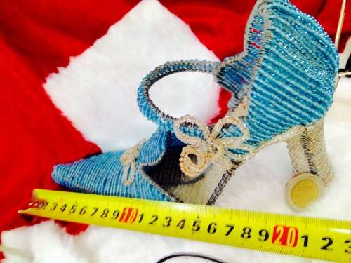 GLASS beaded SHOE + Nett artificial flowers for Wedding Events Table has wire frame