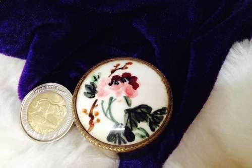 Pill Box Enamel top Padded Look at my Buy Now Listings No Waiting