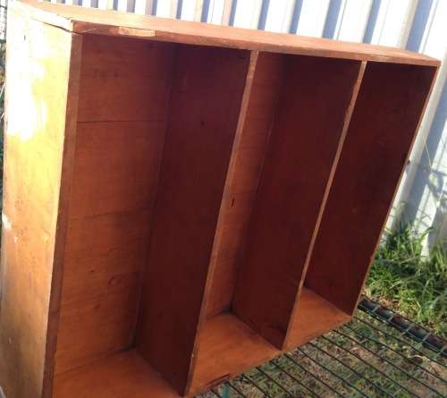 Wood 4 SHELF -  Distressed VERY VINTAGE DECORATIVE