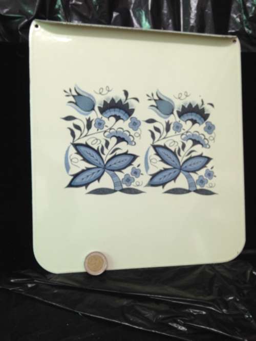 ENAMEL flat TRAYS blue on white